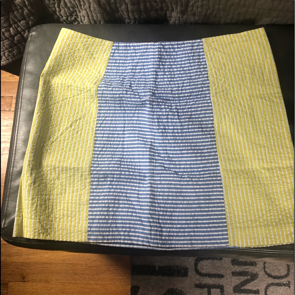 Size 12 Vineyard Vines skirt